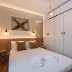 Апартаменти Stunning Penthouse With The Views By Lovelystay
