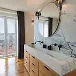 Stunning Penthouse With The Views By Lovelystay *